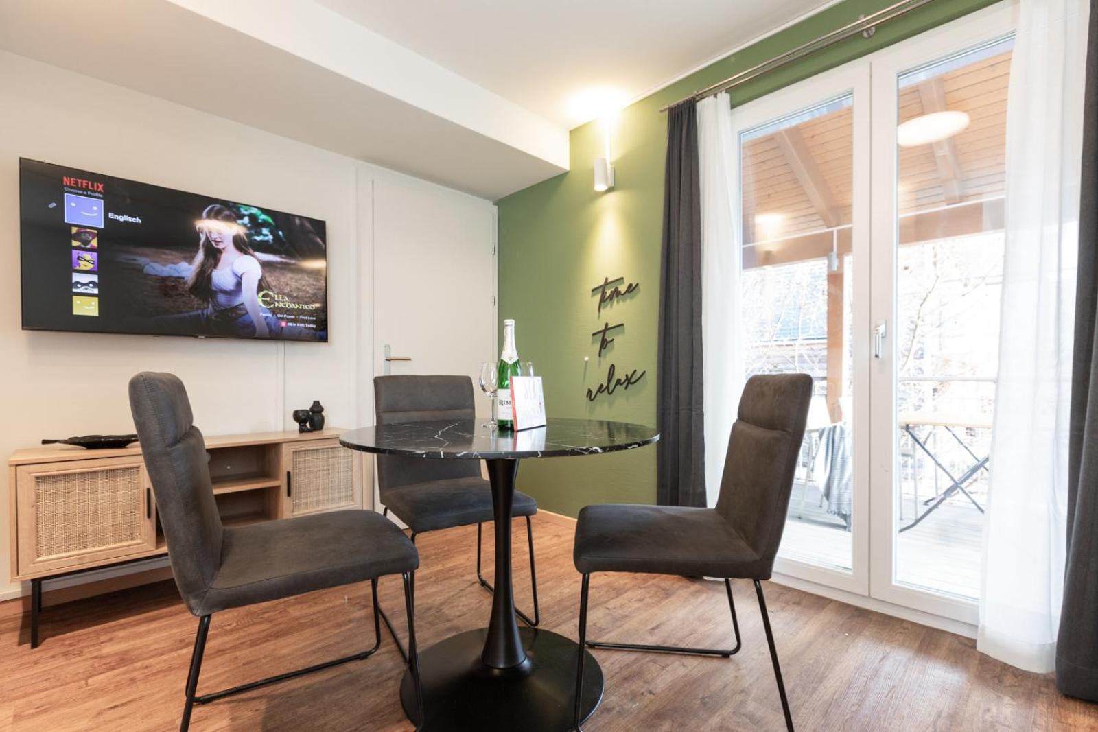 Spirit Apartments Suites ブリエンツ エクステリア 写真